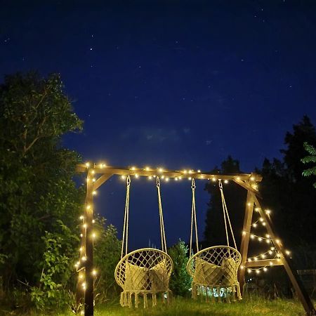 Ruhig Gelegene, Top Moderne Ferienwohnung - Hot Tub Und Sauna Gegen Aufpreis Neuhaus an Der Eger Bagian luar foto