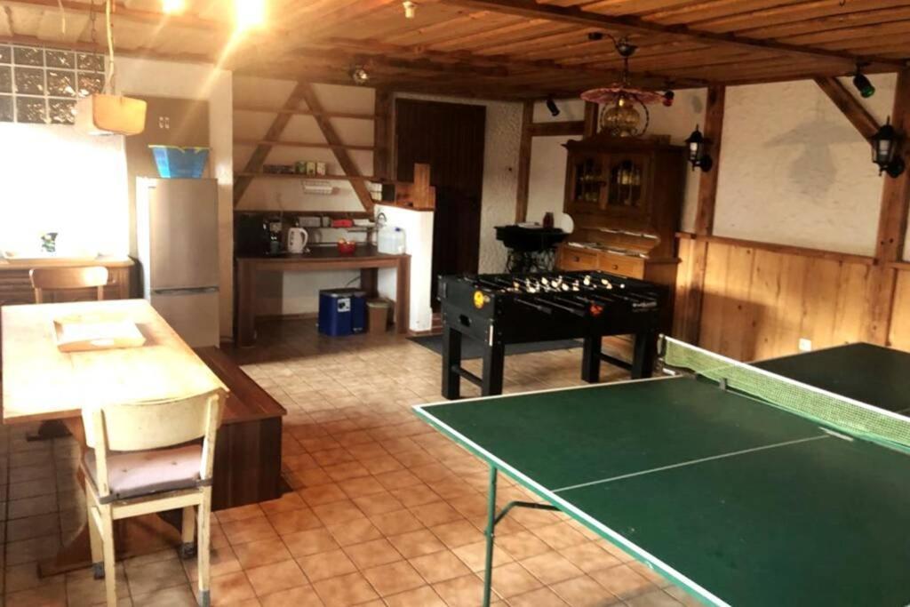 Ruhig Gelegene, Top Moderne Ferienwohnung - Hot Tub Und Sauna Gegen Aufpreis Neuhaus an Der Eger Bagian luar foto