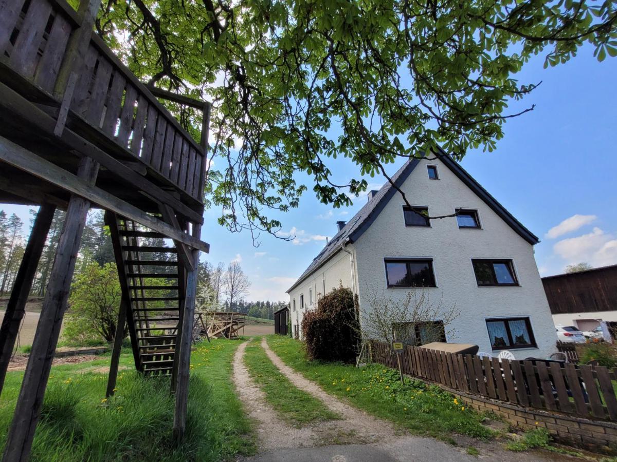 Ruhig Gelegene, Top Moderne Ferienwohnung - Hot Tub Und Sauna Gegen Aufpreis Neuhaus an Der Eger Bagian luar foto