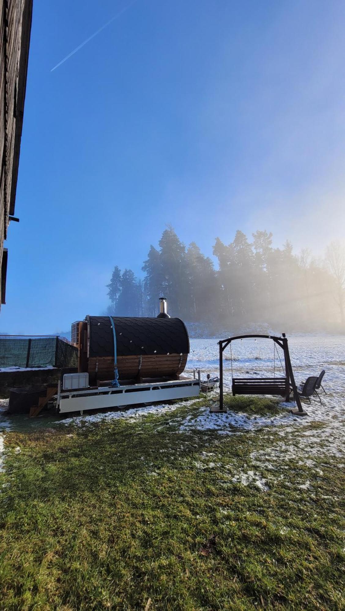 Ruhig Gelegene, Top Moderne Ferienwohnung - Hot Tub Und Sauna Gegen Aufpreis Neuhaus an Der Eger Bagian luar foto